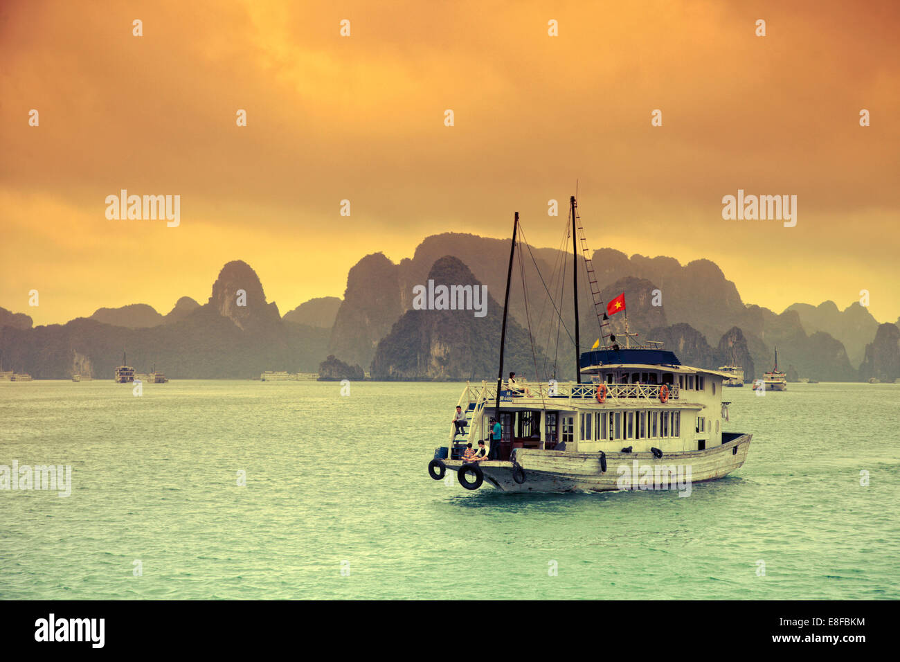 La baie d'Halong, Vietnam Banque D'Images