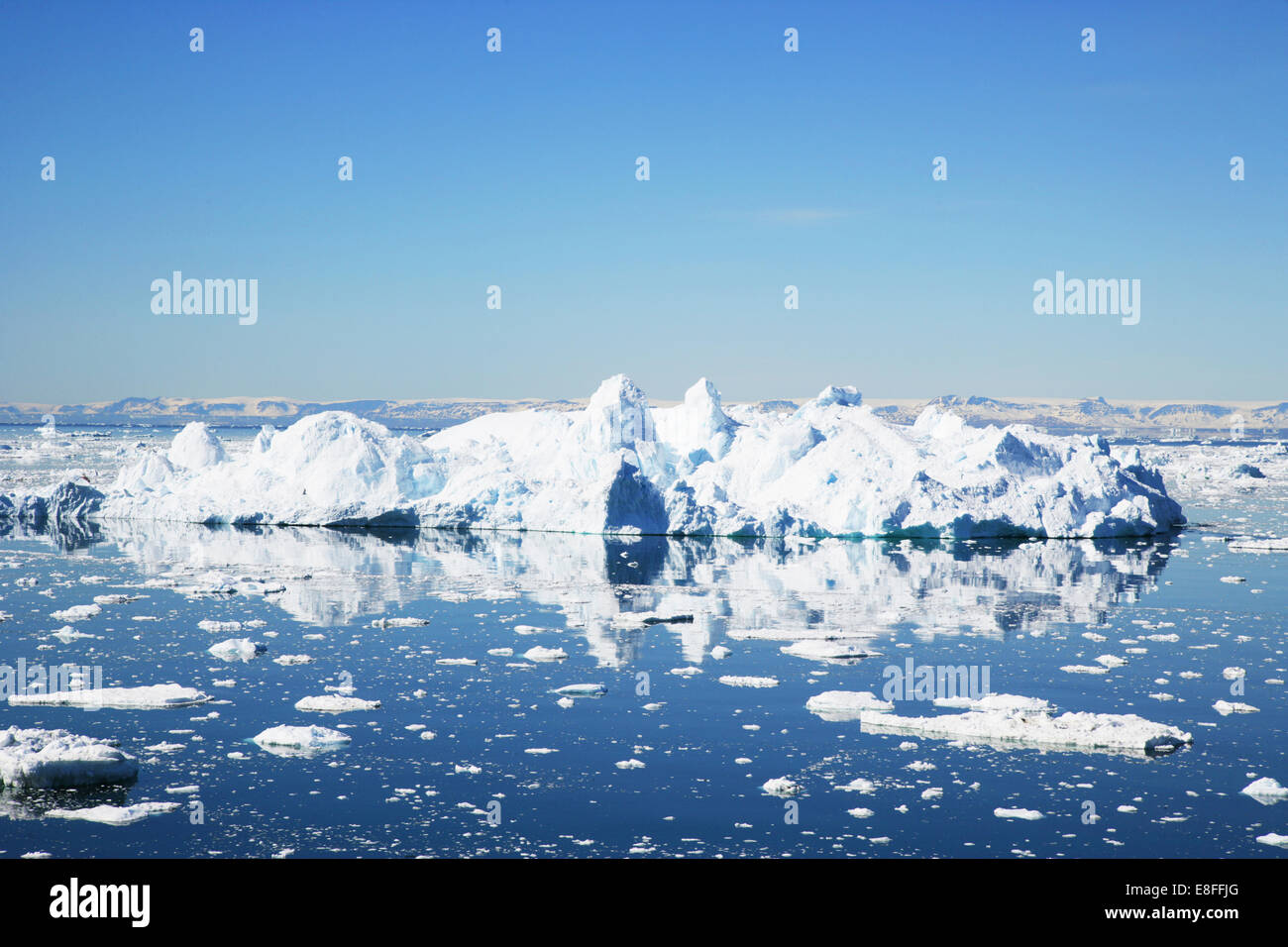 Icebergs flottant dans la baie de Disko, Ilulissat, Groenland Banque D'Images
