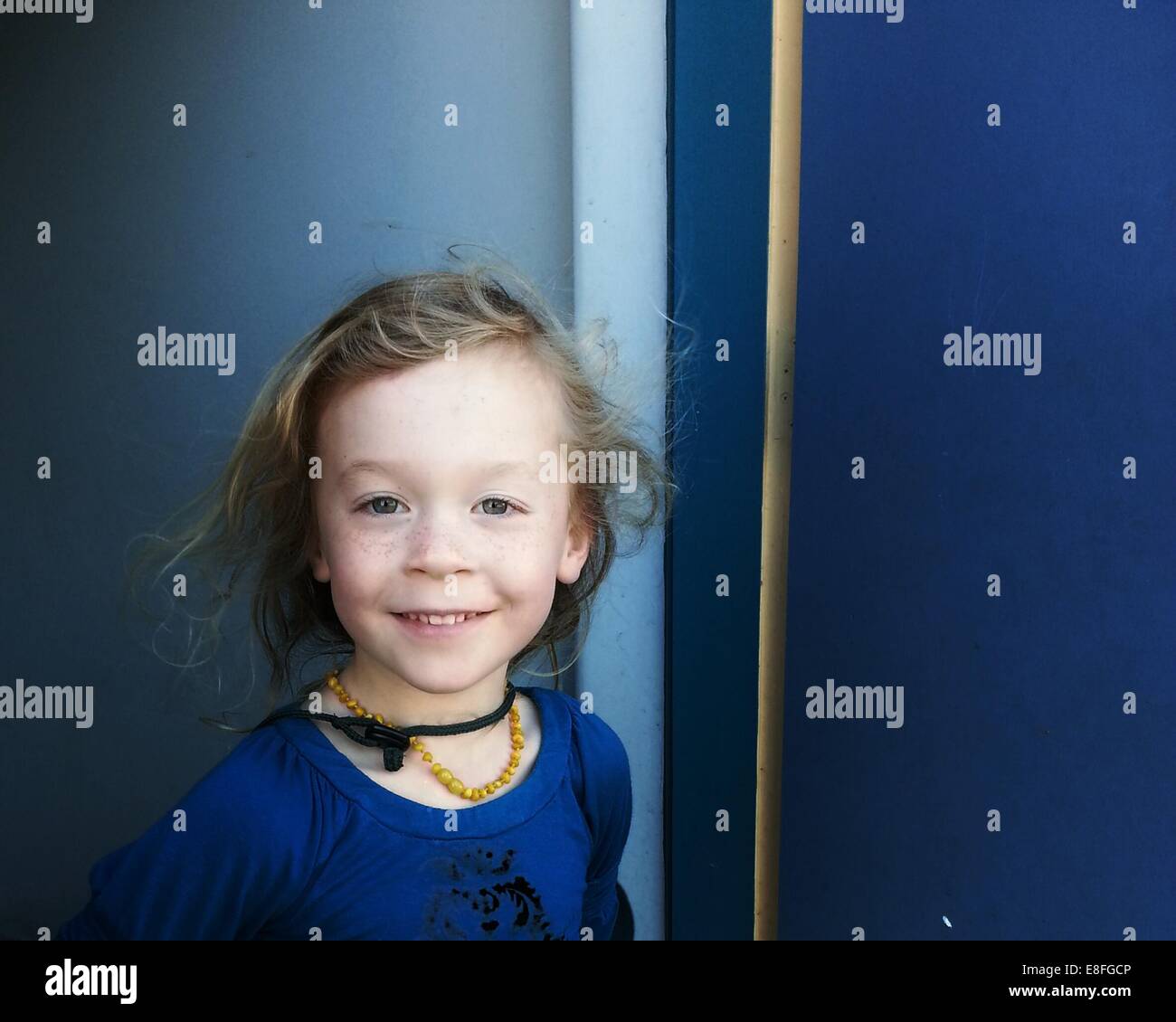 Portrait of a smiling girl Banque D'Images