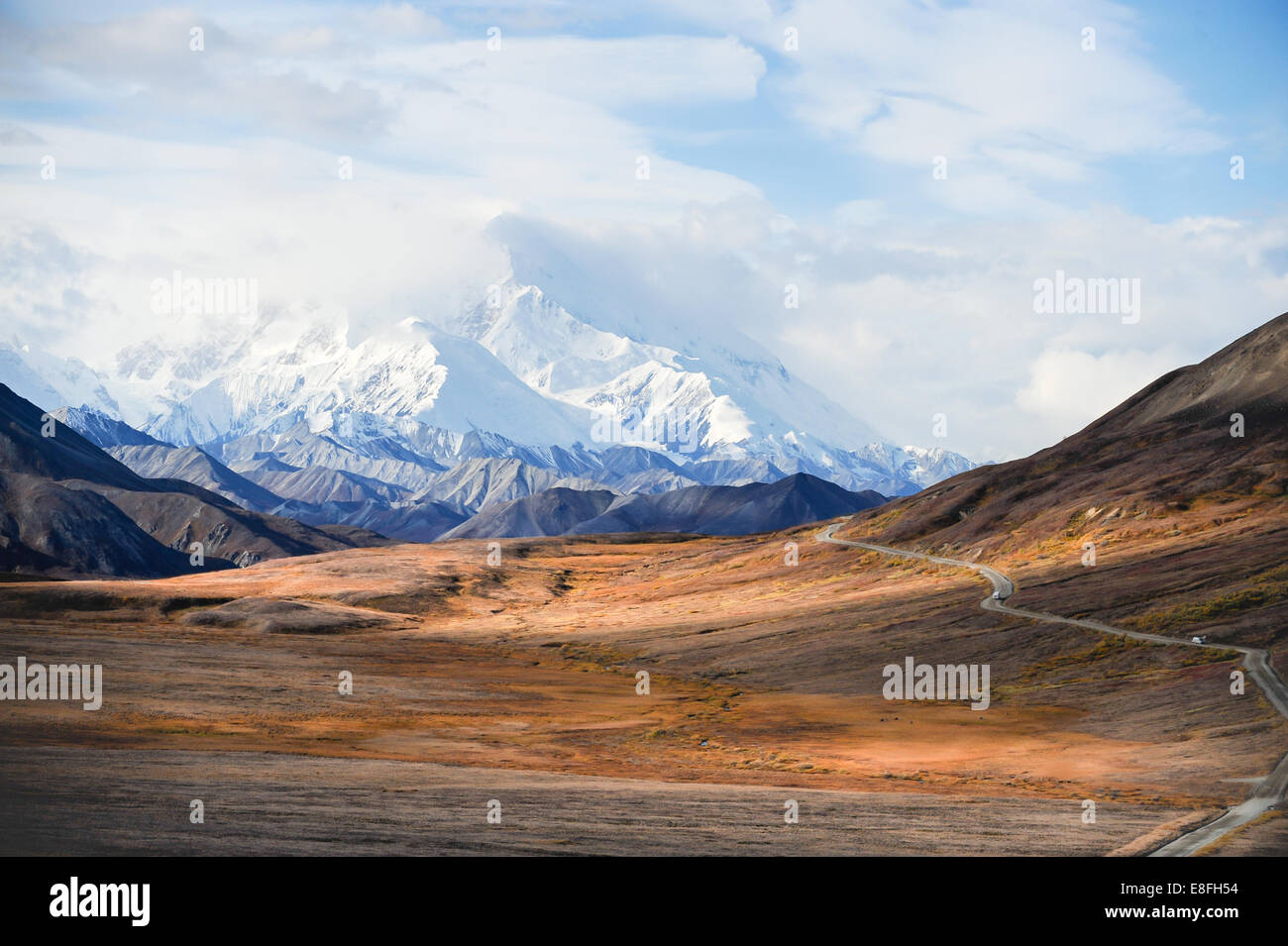 USA, Alaska, Denali National Park, le mont McKinley's pic enneigé Banque D'Images