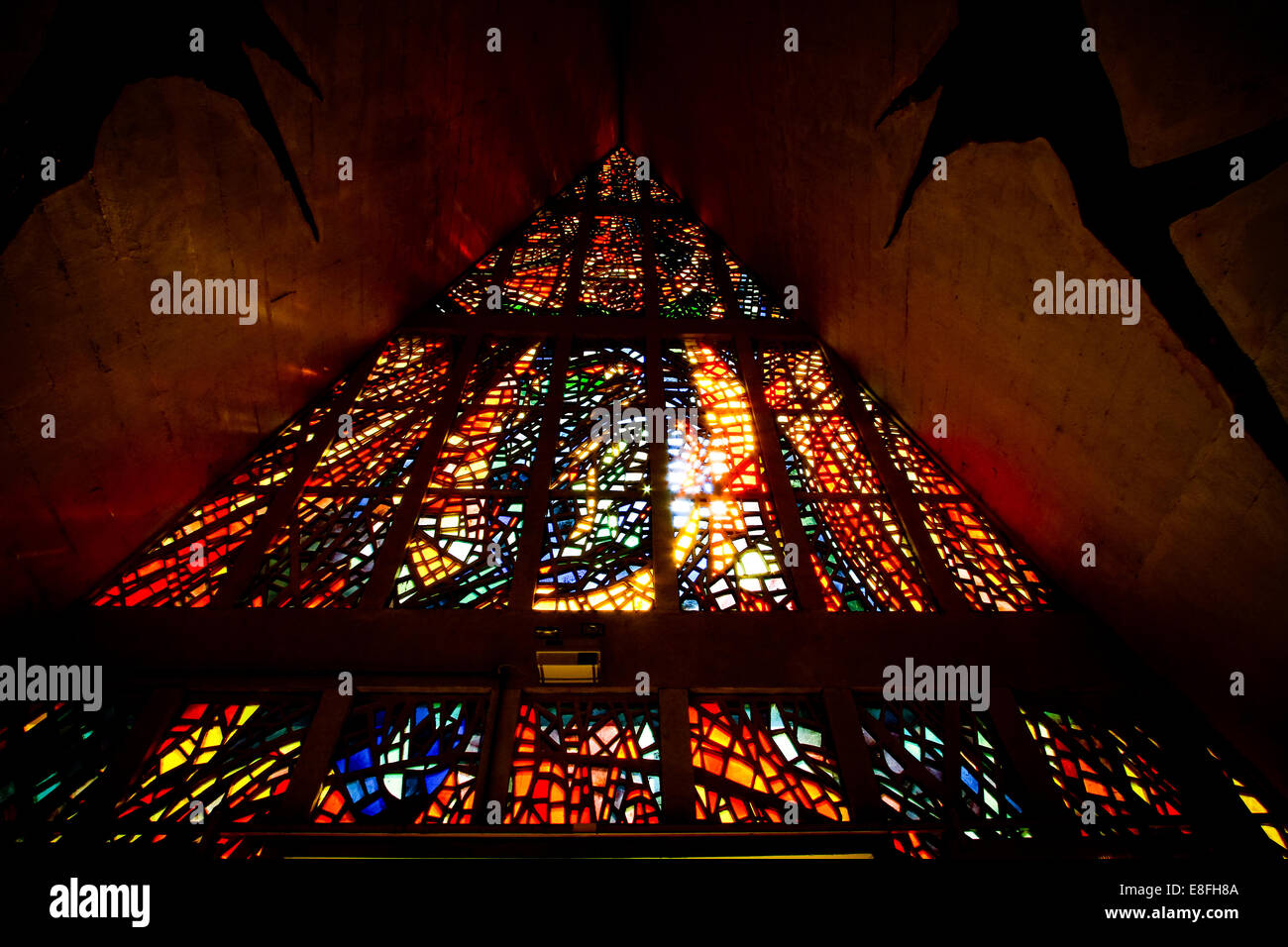 Le Brésil, le Parana, vue de vitrail dans la Cathédrale de Maringa Banque D'Images