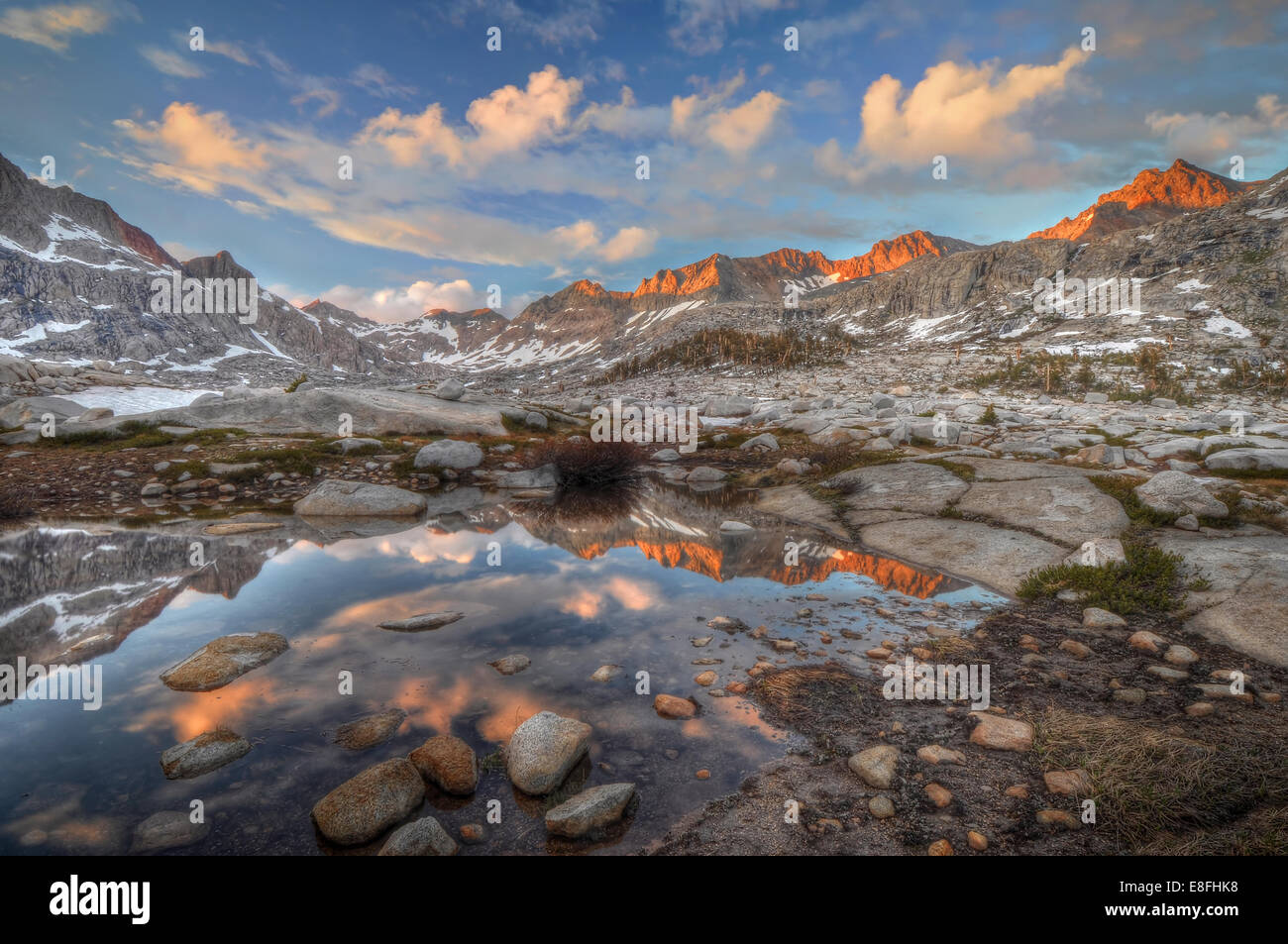 États-unis, Californie, Sequoia National Park, Coucher de soleil sur le bassin du lac 9 Banque D'Images