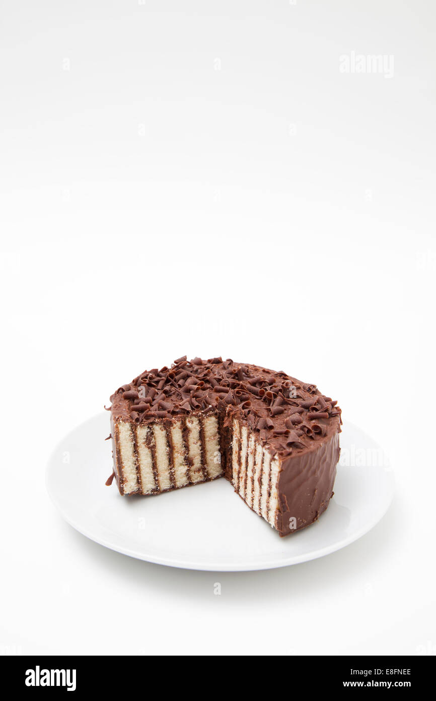 Gâteau au chocolat avec slice missing Banque D'Images
