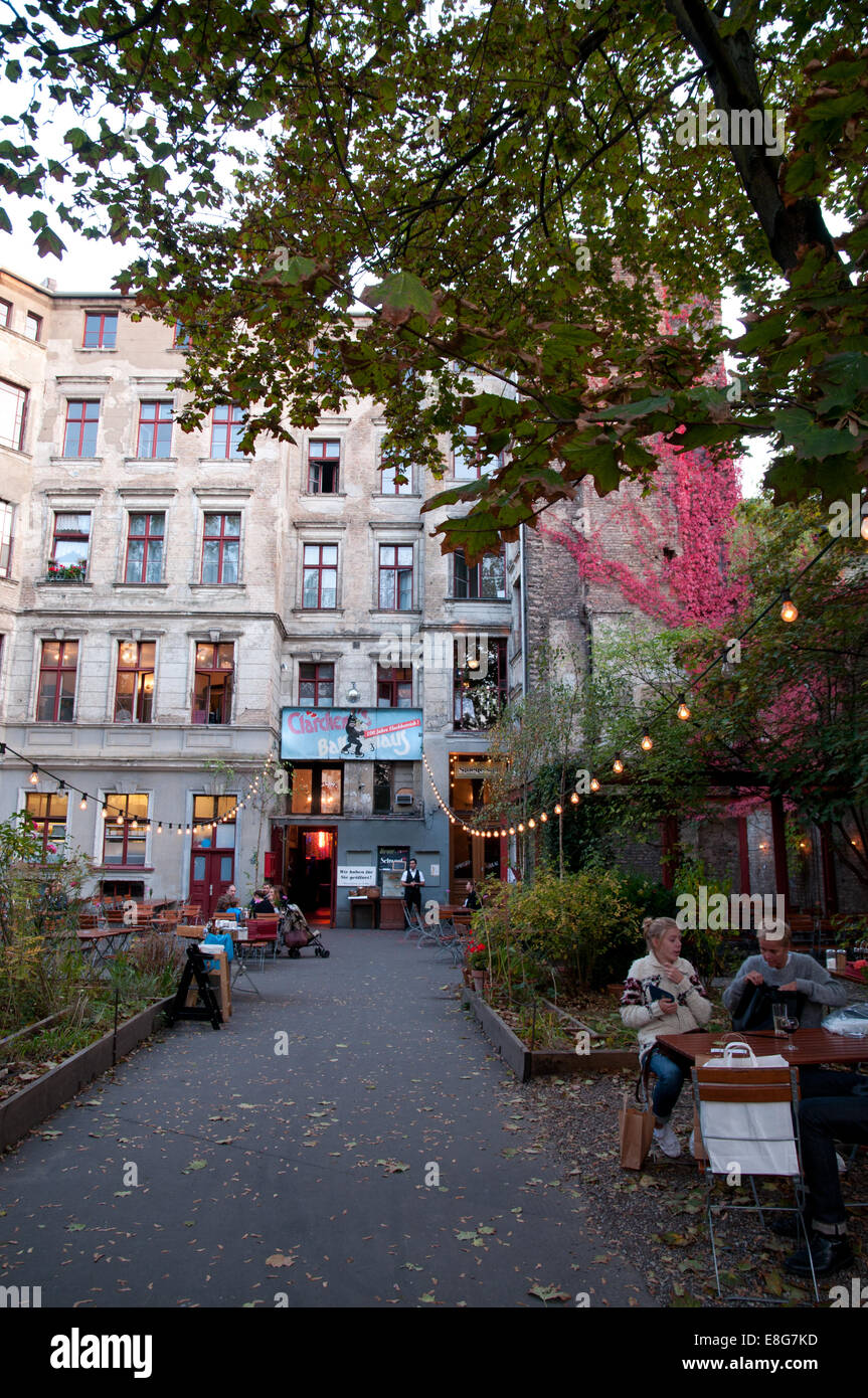 En dehors de la ville historique de Berlin dance hall Ballhaus Claerchens Banque D'Images
