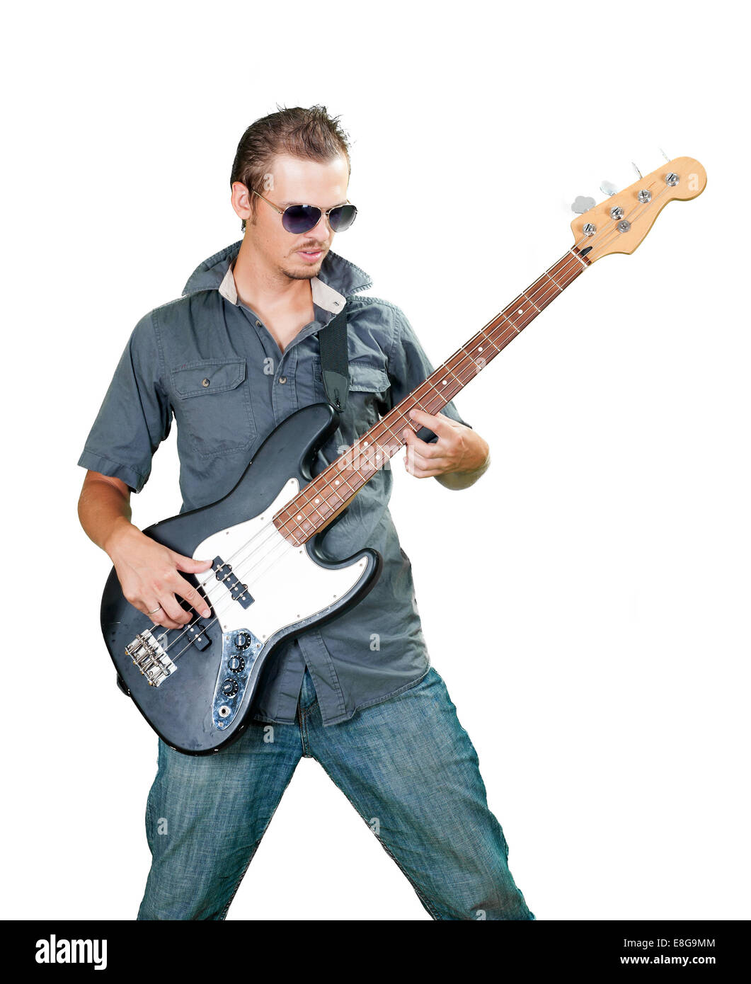 Cool bassiste de race blanche portant des lunettes de soleil Photo Stock -  Alamy