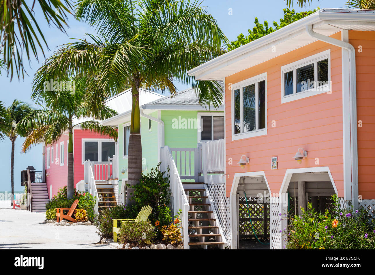 Floride, fort ft. Myers Beach, Golfe du Mexique, Estero Boulevard, Cottages of Paradise point, location, cottage, coloré, FL140501021 Banque D'Images