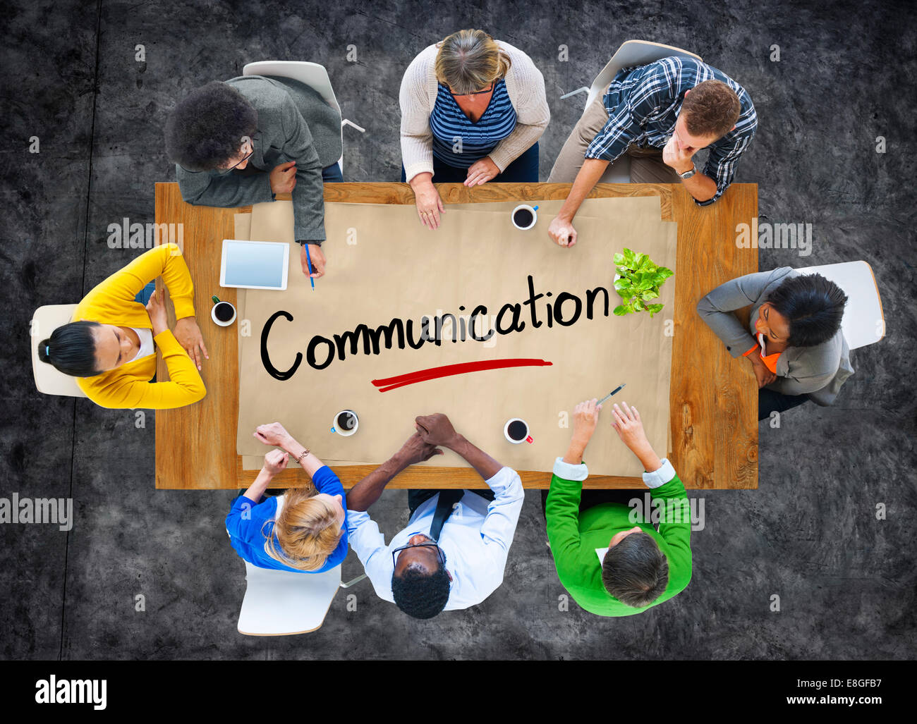 Vue aérienne du groupe multiethnique avec Communication Concept Banque D'Images