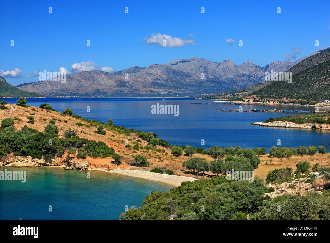 Plage entre Astakos et Casares ville sur la mer Ionienne, Rethymnon, Grèce Banque D'Images