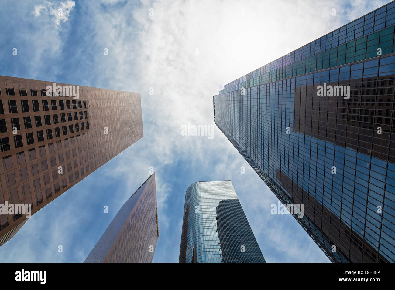 USA, Californie, Los Angeles, Wells Fargo Center, Wells Fargo Tower, et KPMG Tower, California Plaza Towers un et deux, Deloitte et Touche, Building Banque D'Images