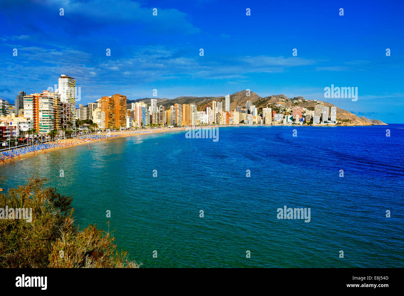 Vue aérienne de la plage de Levante à Benidorm, Espagne Banque D'Images