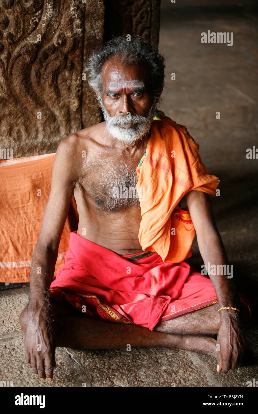 Mendiant à Srirangam temple. Banque D'Images