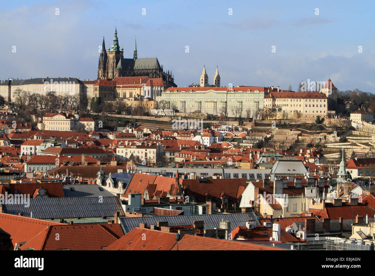 Hradcany. District de Château de Prague et cathédrale Saint-Guy. Le centre-ville. Prague. Banque D'Images