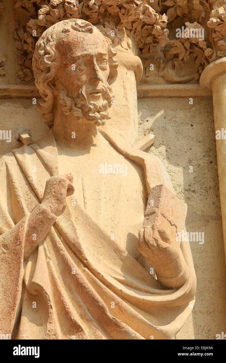 Moïse avec les tables de la Loi. Cathédrale Notre-Dame de Reims. Banque D'Images