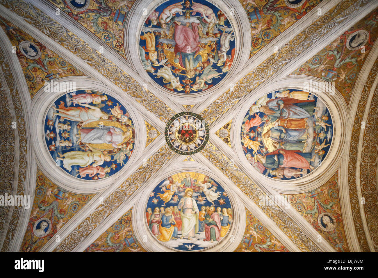 Le plafond. Peintures de Jésus. Prix de l'incendie dans le Borgo. Musée du Vatican. Banque D'Images