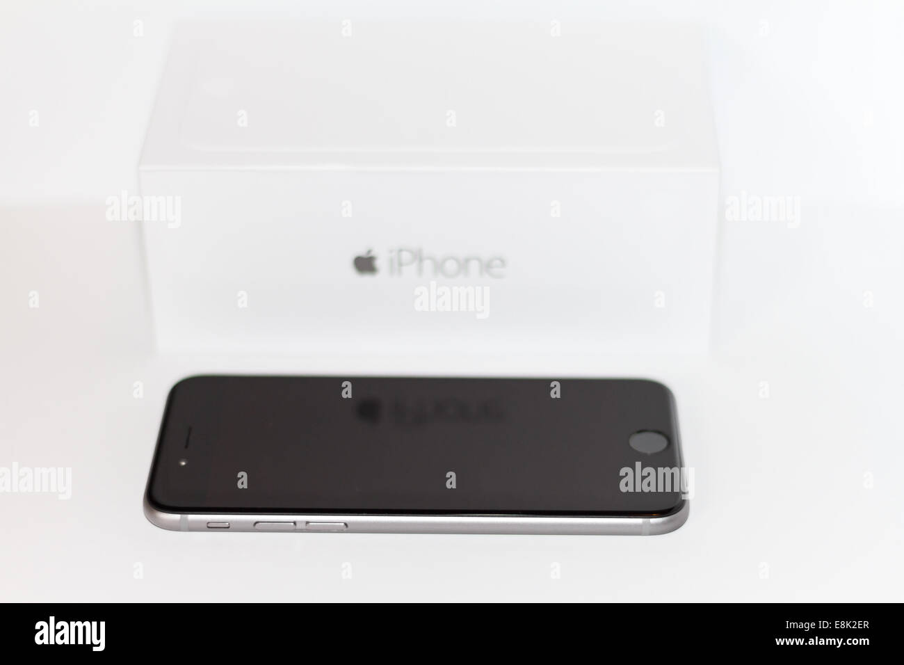 Apple iPhone 6 couché à côté de fort Banque D'Images