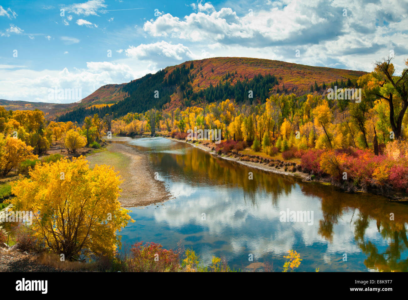 Rivière Yampa en automne. Banque D'Images