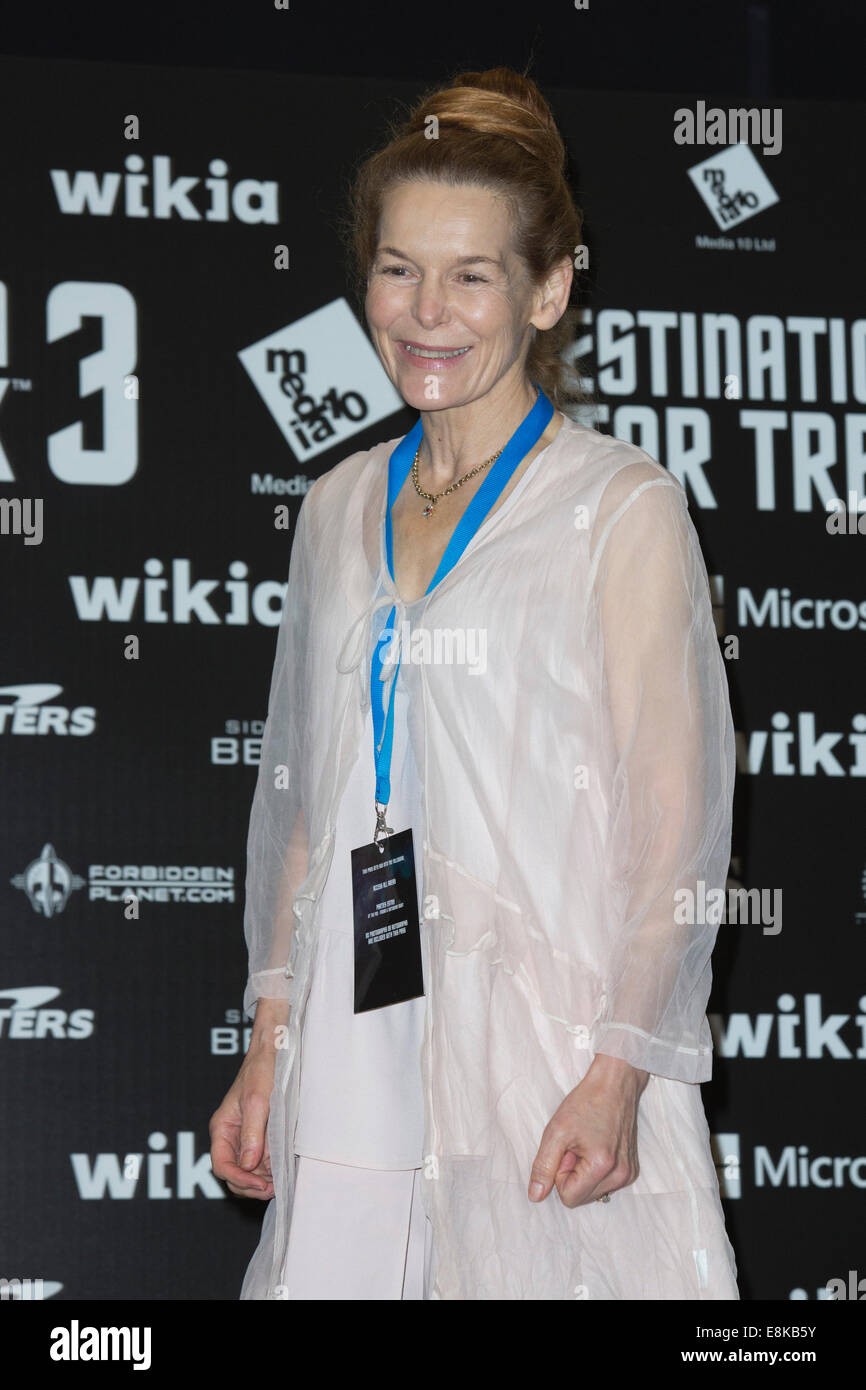 Stars Star Trek à destination Star Trek 3 à la convention du ventilateur à Excel, Londres. L'actrice Alice Krige. Banque D'Images