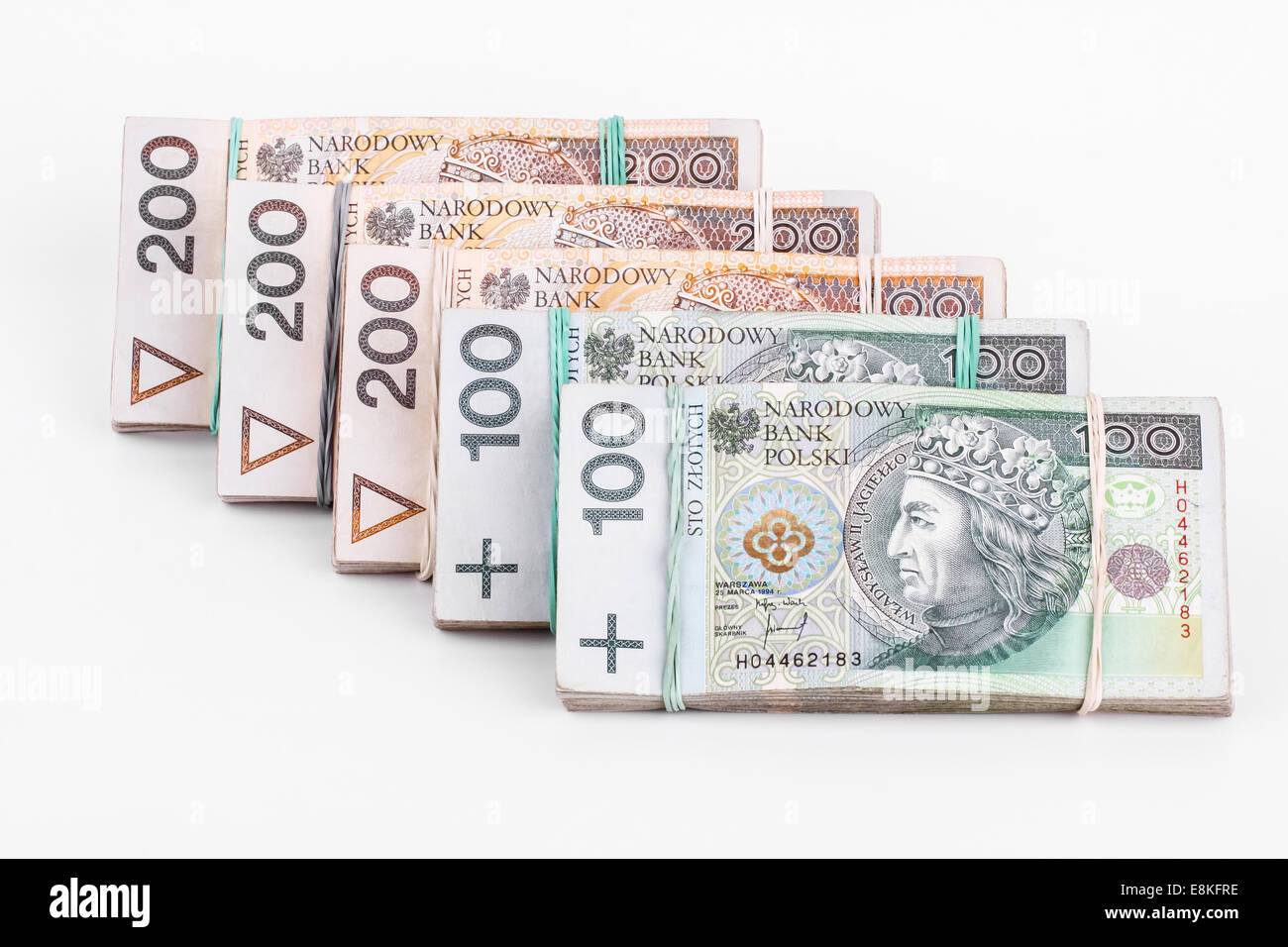 Concept d'affaires de zloty polonais billets pile isolé sur fond blanc Banque D'Images