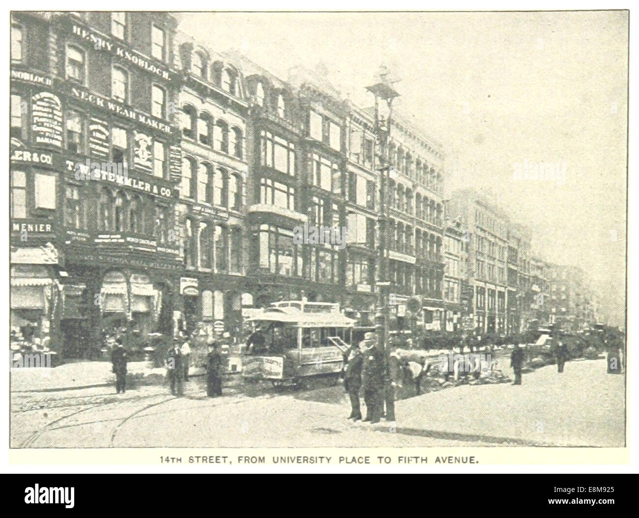 Ce croquis de 1893 de King's New York City représente la 14e rue, de University place à Fifth Avenue, mettant en valeur le paysage urbain et les bâtiments de la région à la fin du XIXe siècle. Banque D'Images