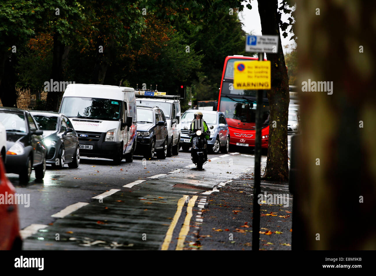 Mauvaise circulation dans le centre-ville d'Oxford. Images ici sont de trafic descendant le Banbury Road essaie d'obtenir par le biais de St Giles et puis vers le bas en direction de la rue Beaumont, Hythe Bridge Street. Plomb en direct par req Lucy Ford 06/10/2014 ! Banque D'Images