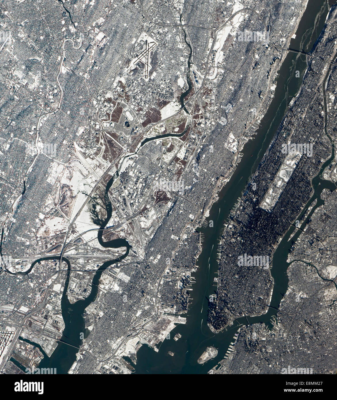 30 janvier 2014 - vue Satellite de East Rutherford, New Jersy, et Manhattan. L'hippodrome de Meadowlands et Stade Metlife est vis Banque D'Images