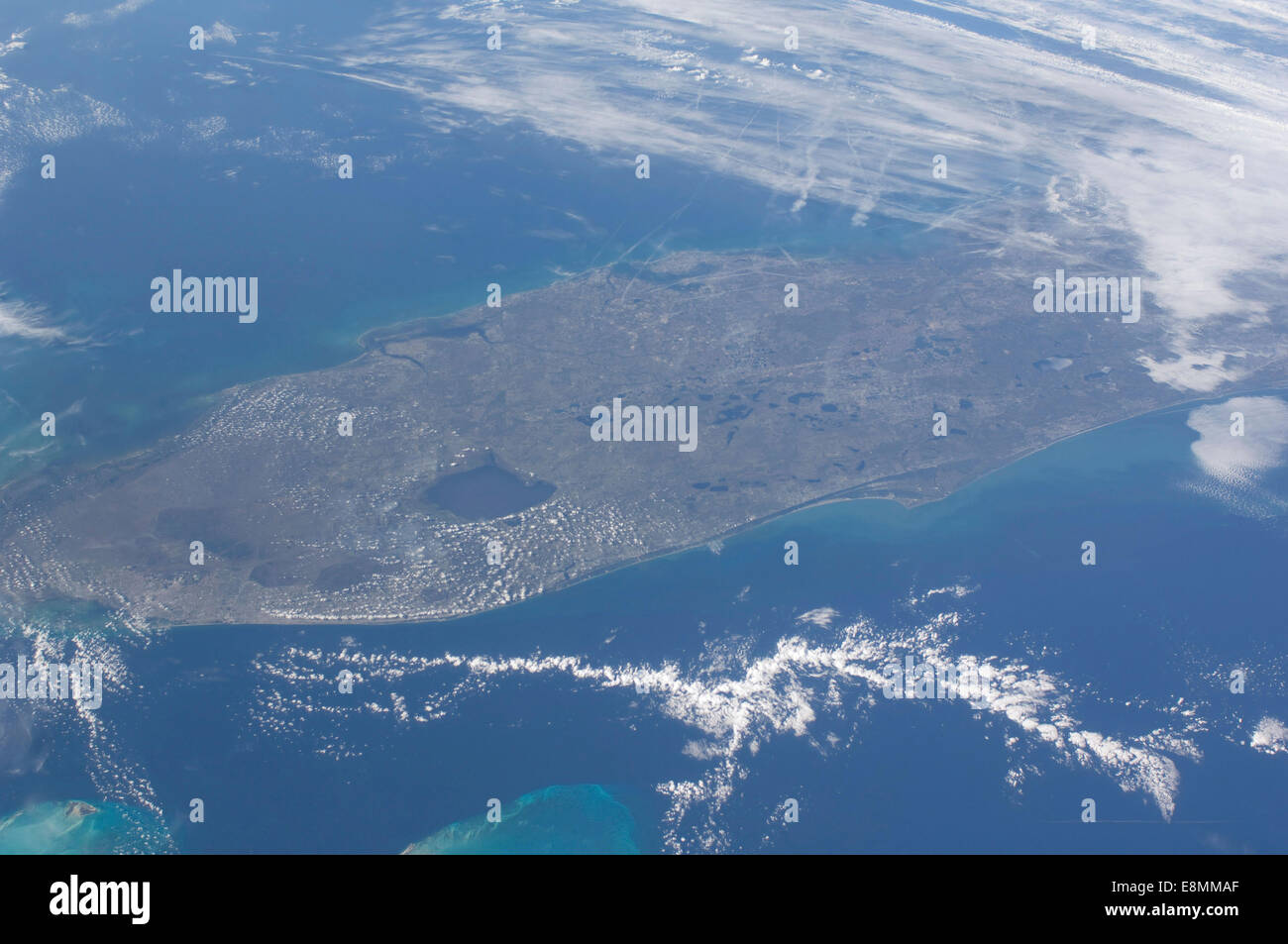 1 janvier, 2012 - voir à partir de l'espace de la péninsule de Floride. Cap Canaveral et le Kennedy Space Center sont à proximité du centre du châssis. T Banque D'Images
