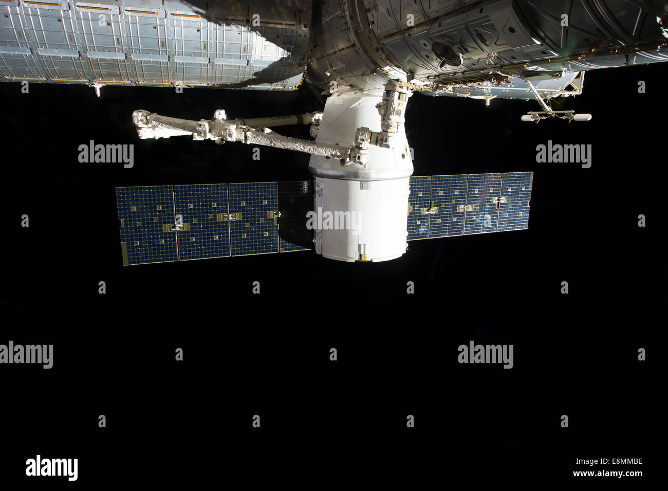 3 mars 2013 - L'amarrage de SpaceX Dragon à la Station spatiale internationale. Banque D'Images