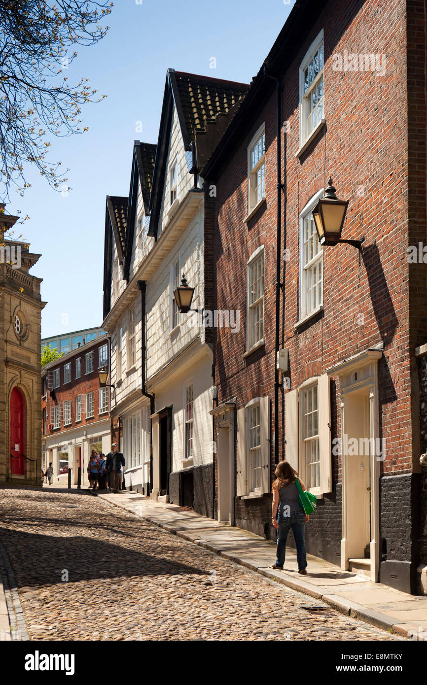 Royaume-uni, Angleterre, Norwich, Norfolk, Tombland, Elm Hill Banque D'Images