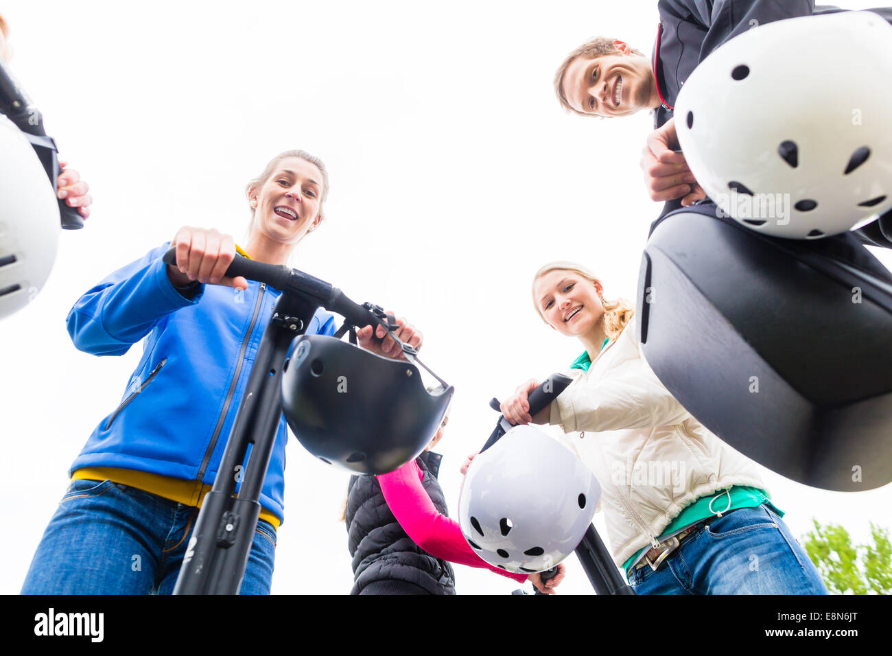 Groupe touristique ayant guidé la visite de la ville en Segway Banque D'Images