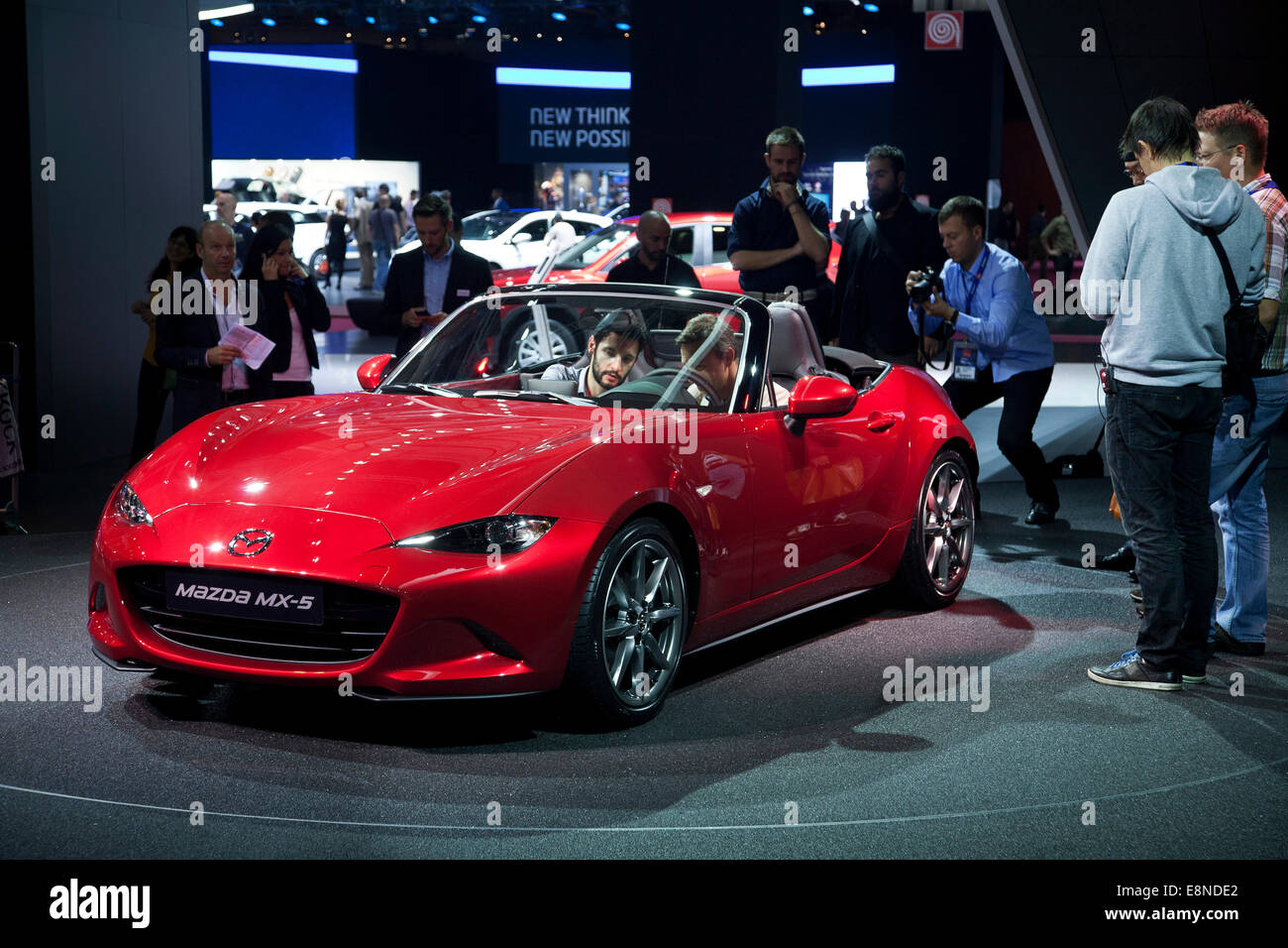 Mazda MX5 Miata Paris Motor Show Mondial de l'automobile 2014 Banque D'Images