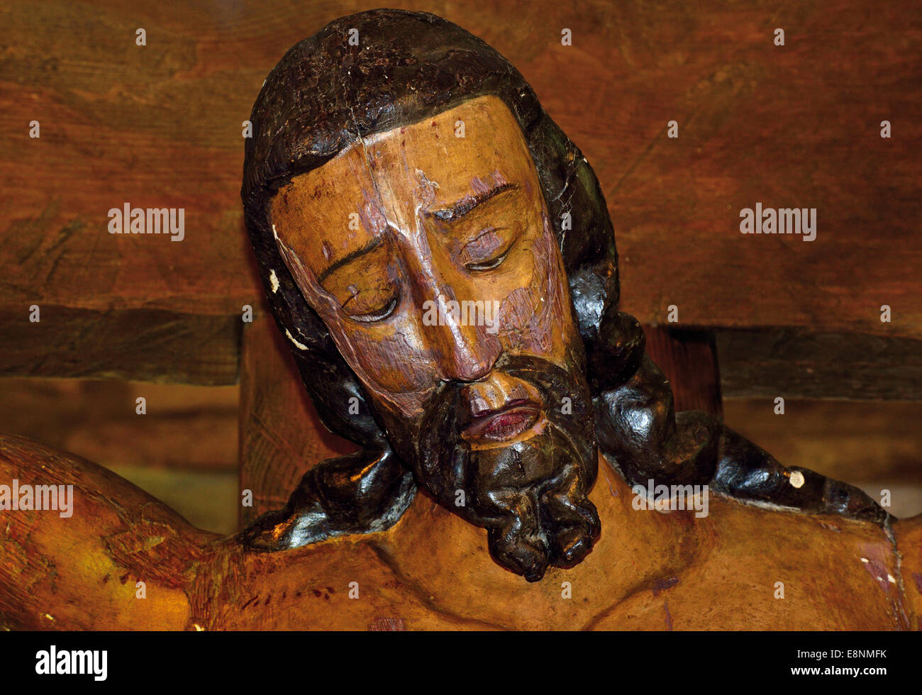 L'Espagne, Saint James Way : Face of Christ crucifié dans l'église romane Santa Maria à O Cebreiro Banque D'Images