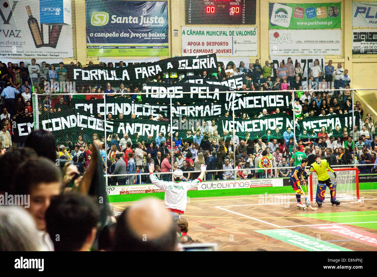 Maia, Portugal. 11 octobre, 2014. u20 Championnat d'Europe de Rink Hockey 11 octobre 2014, le Portugal a gagné par le Portugal qui a battu l'Espagne 4-3 en finale. Crédit : Jeremy Pembrey/Alamy Live News Banque D'Images