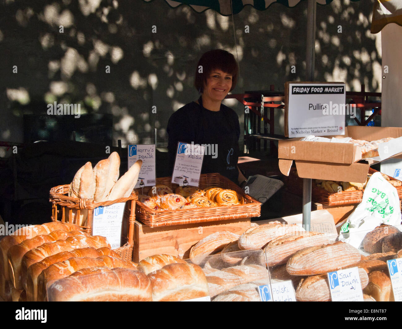 Le centre-ville de Bristol England UK Wine vendeurs de rue Banque D'Images