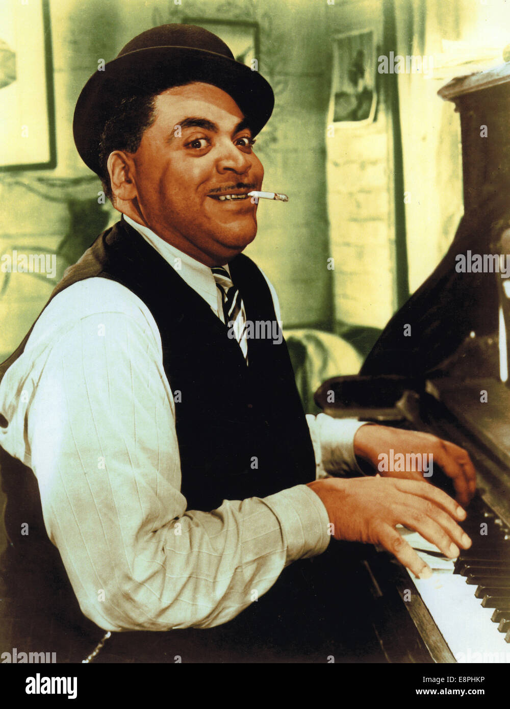 FATS WALLER (1904-1943) musicien de jazz américain en 1943 film de tempête. Photo : Couleurs Banque D'Images