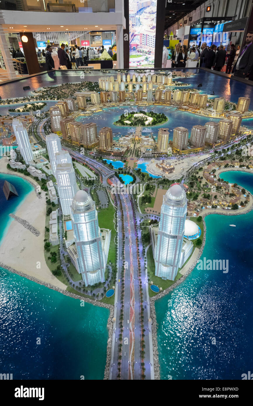 Nouveau modèle de l'évolution de la propriété résidentielle de luxe au Pearl-Qatar à Doha à l'intérieur de la propriété à Dubaï ÉMIRATS ARABES UNIS Banque D'Images
