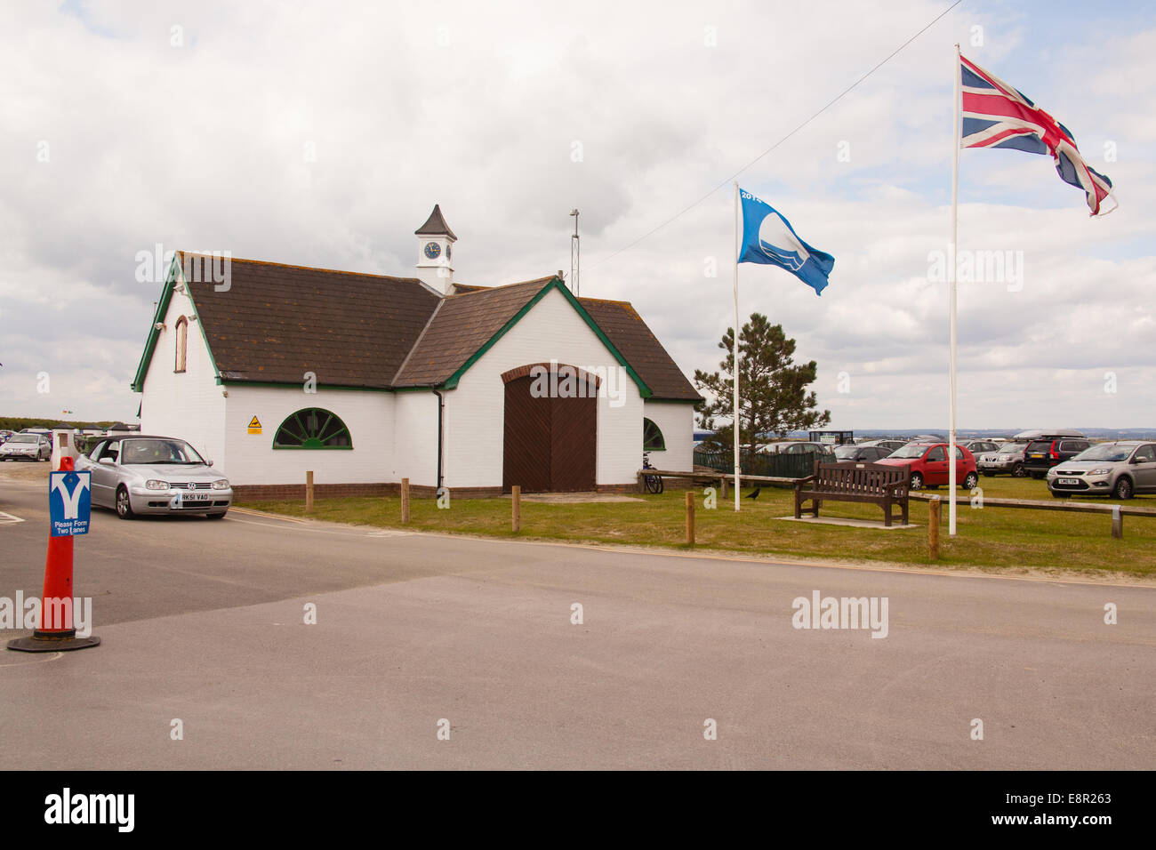 Portes d'entrée, West Wittering beach, West Sussex, Angleterre, Royaume-Uni. Banque D'Images