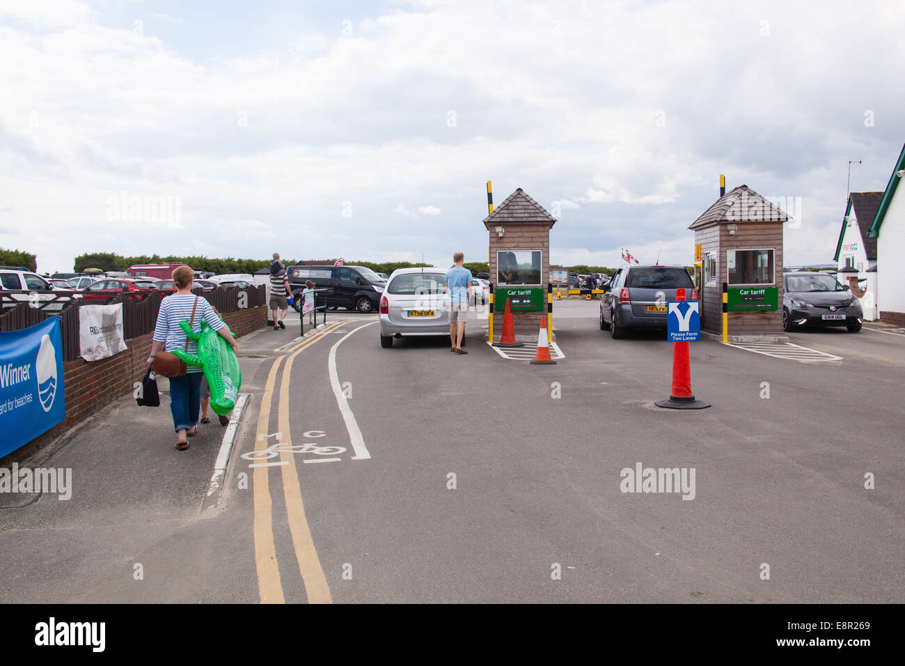 Portes d'entrée, West Wittering beach, West Sussex, Angleterre, Royaume-Uni. Banque D'Images