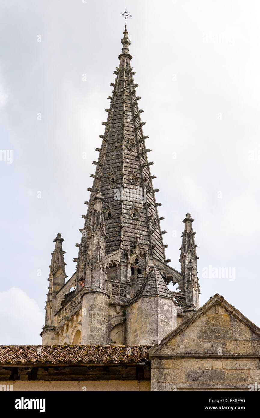 France, Saint-Émilion église médiévale tower Banque D'Images