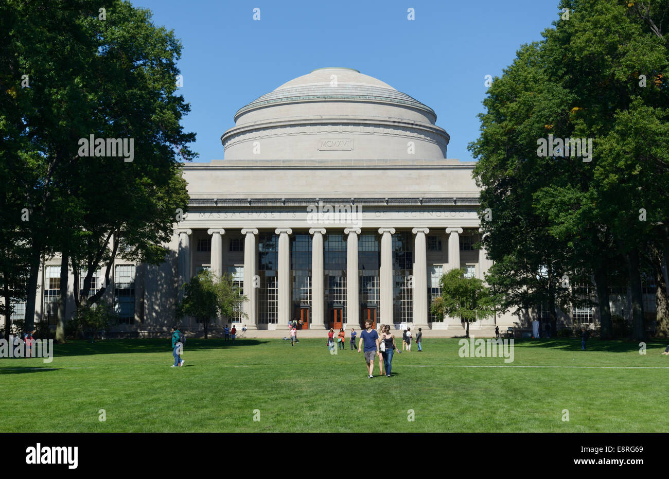Killian Cour et bâtiment 10, le MIT (Massachusetts Institute of Technology) Banque D'Images