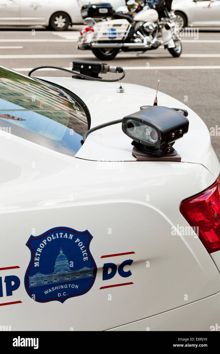Reconnaissance automatique des plaques d'appareil photo sur l'arrière de voiture de police - Washington, DC USA Banque D'Images
