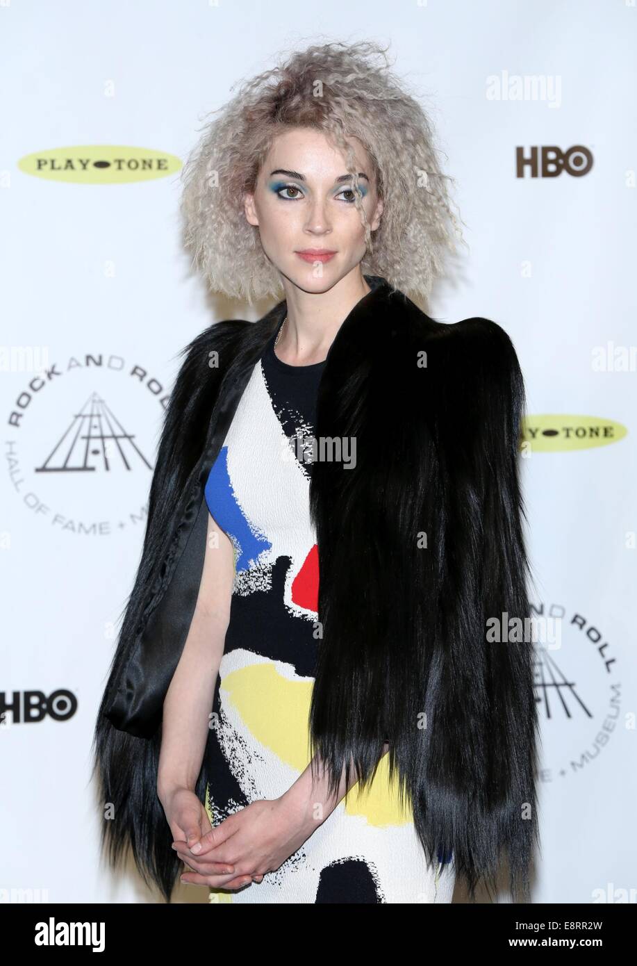 29e assemblée annuelle Rock and Roll Hall of Fame de la cérémonie au Barclays Center de Brooklyn avec : Annie Clark Où : New York, New York, United States Quand : 10 Avr 2014 Banque D'Images
