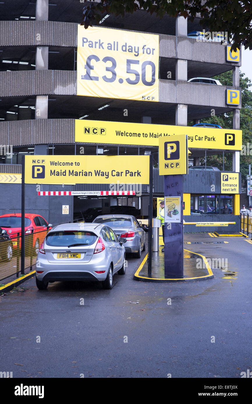 Un parking NCP tous les jours £3.50, Nottingham, UK . Banque D'Images