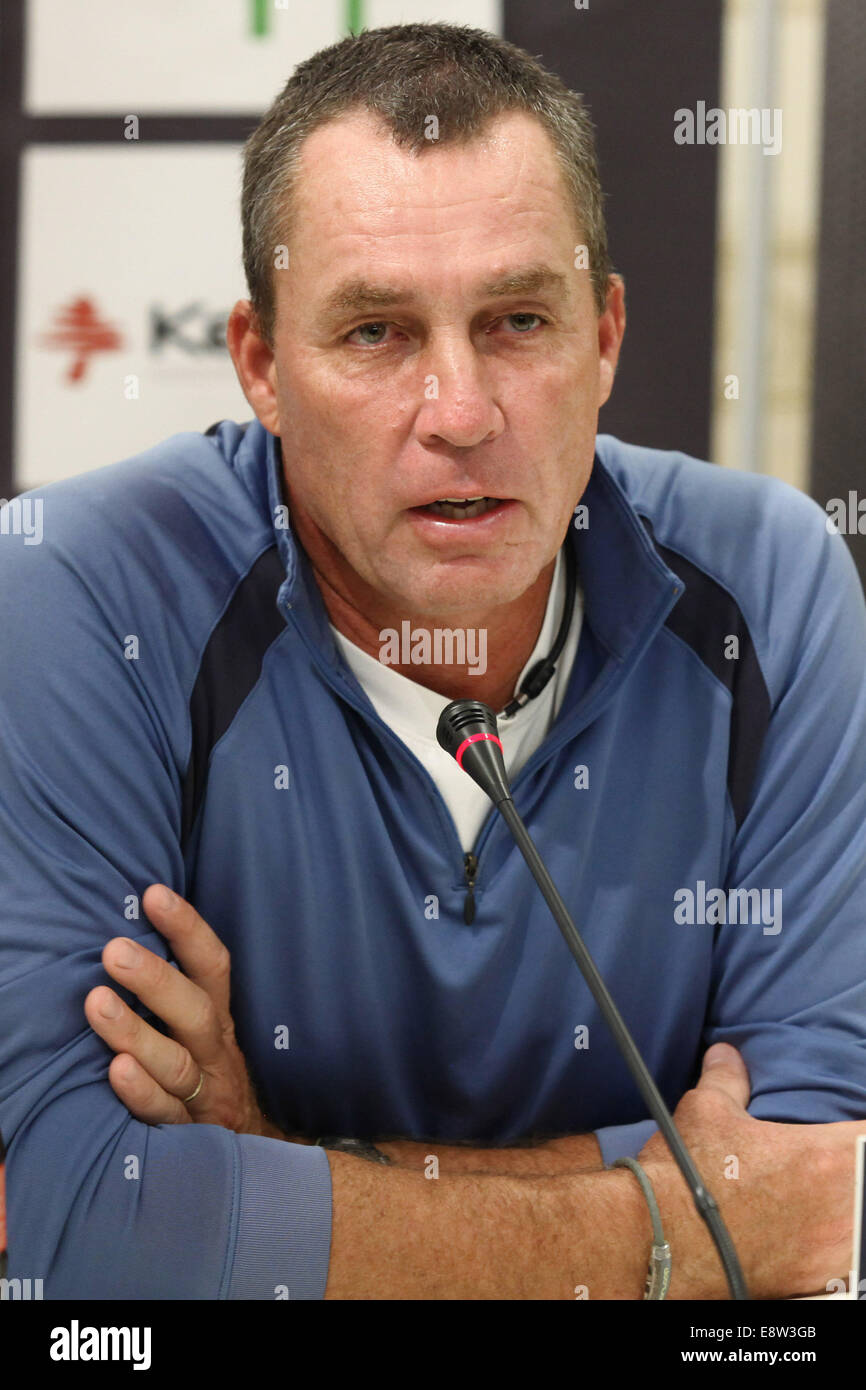 Bratislava, Slovaquie. 14Th Oct, 2014. Ivan Lendl réagit au cours d'une conférence de presse pour son match d'exhibition contre John McEnroe à Bratislava, Slovaquie, 14 octobre, 2014. Ivan Lendl et John McEnroe ont été les deux ex n°1 mondial des joueurs de tennis professionnel dans les années 80. Credit : Andrej Klizan/Xinhua/Alamy Live News Banque D'Images