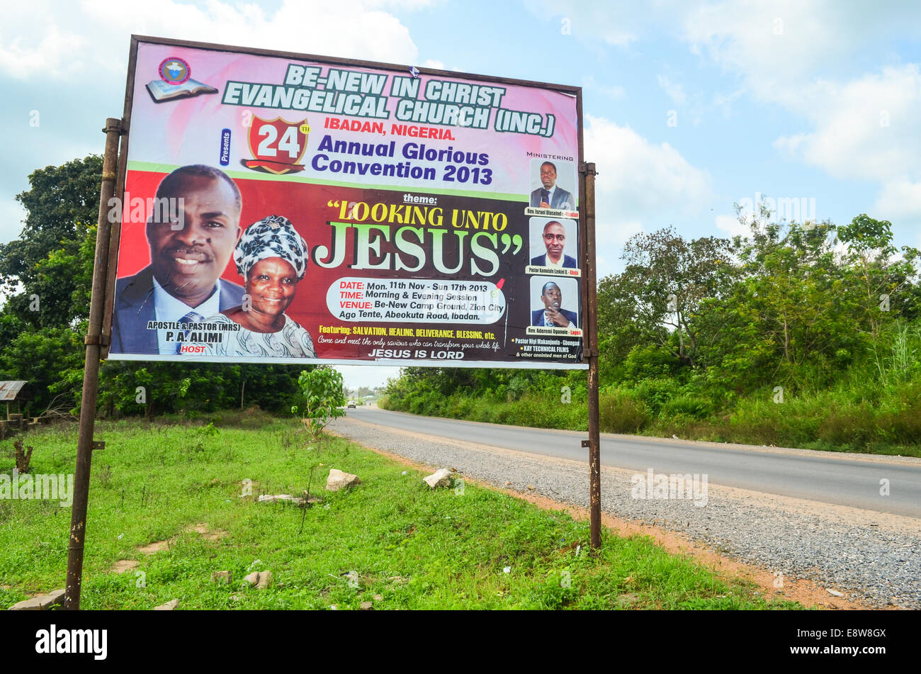 Signe religieux d'une église évangélique au Nigeria Banque D'Images