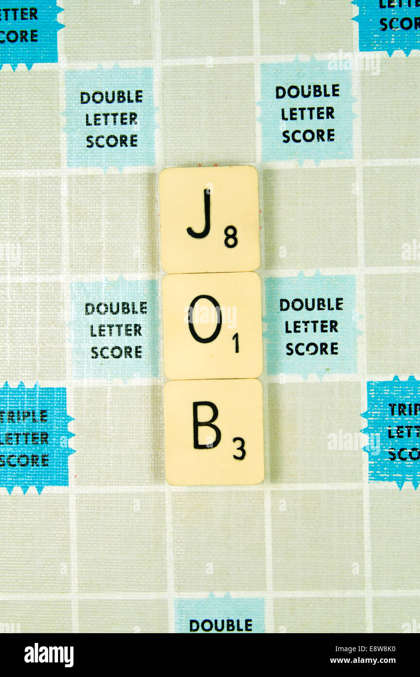 La création d'énoncés sur Scrabble Board. Banque D'Images