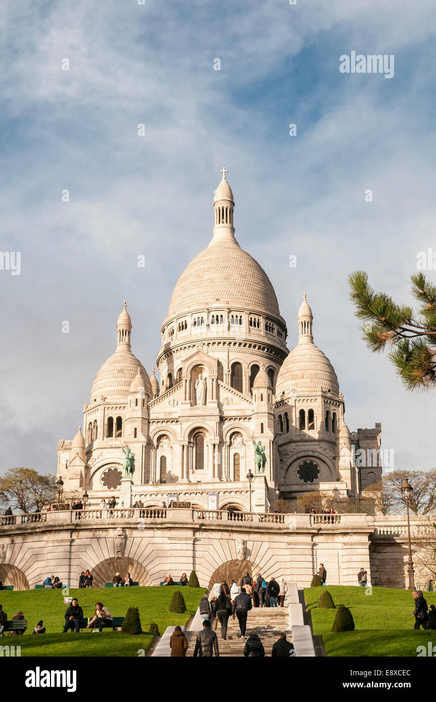 Sacré Coeur dans un beau jour d'hiver à Paris Banque D'Images