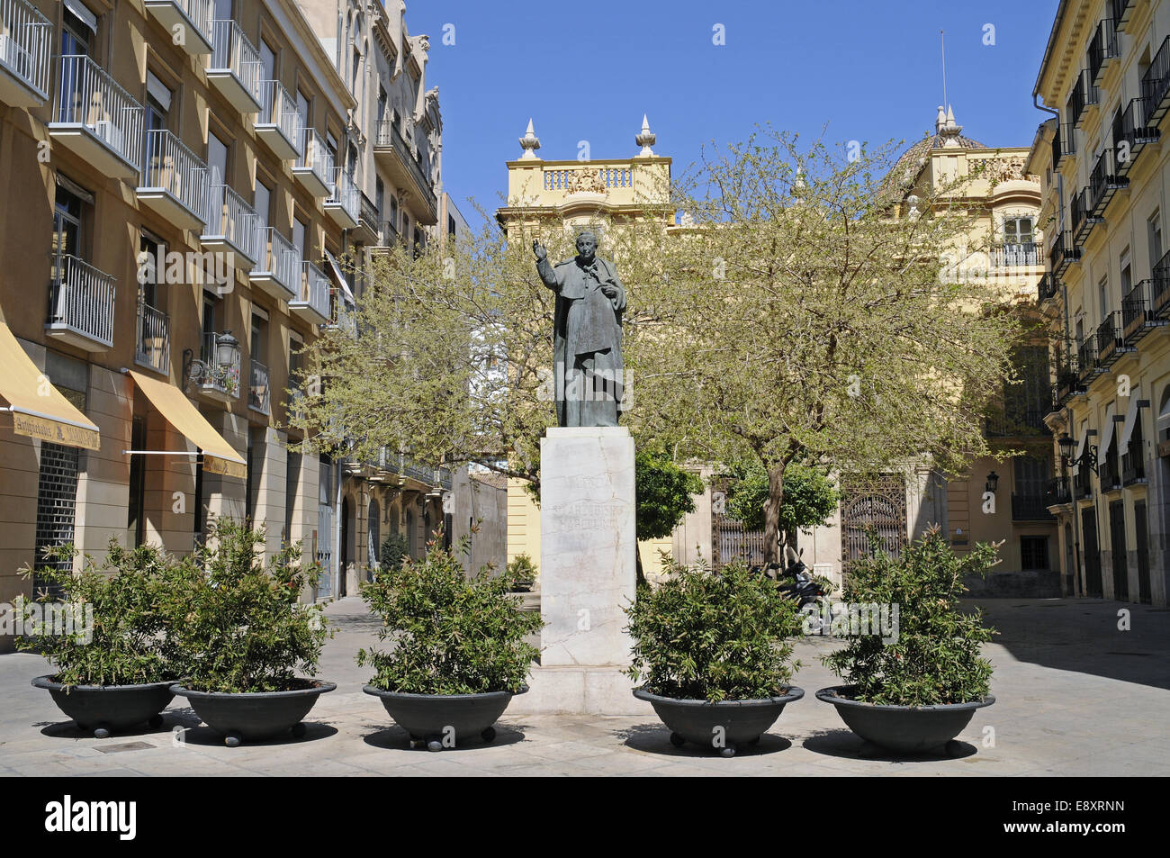 Monument l'Archevêque Marcelino Banque D'Images