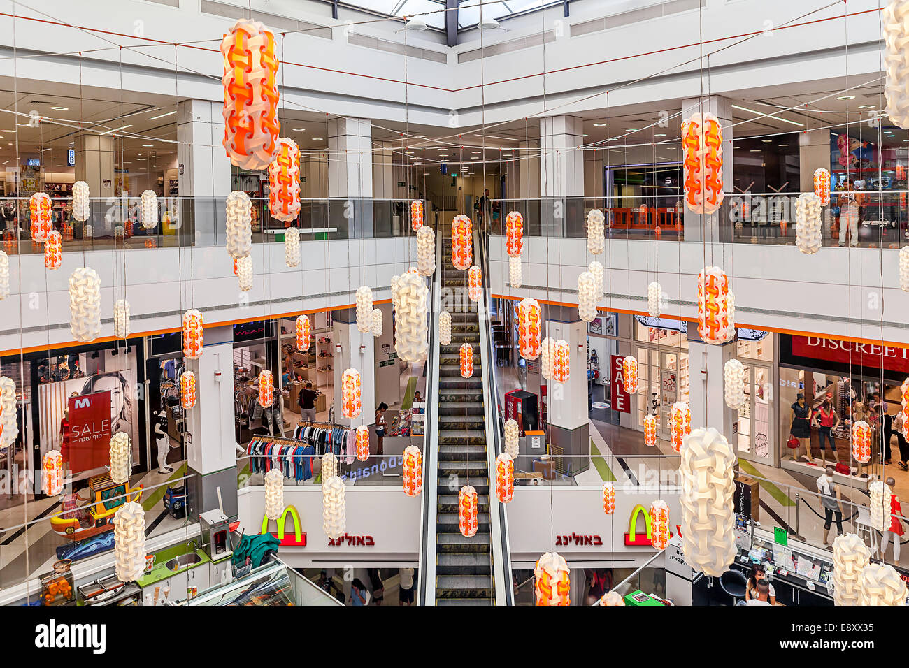 Vue intérieure du centre commercial d'Ashkelon, en Israël. Banque D'Images