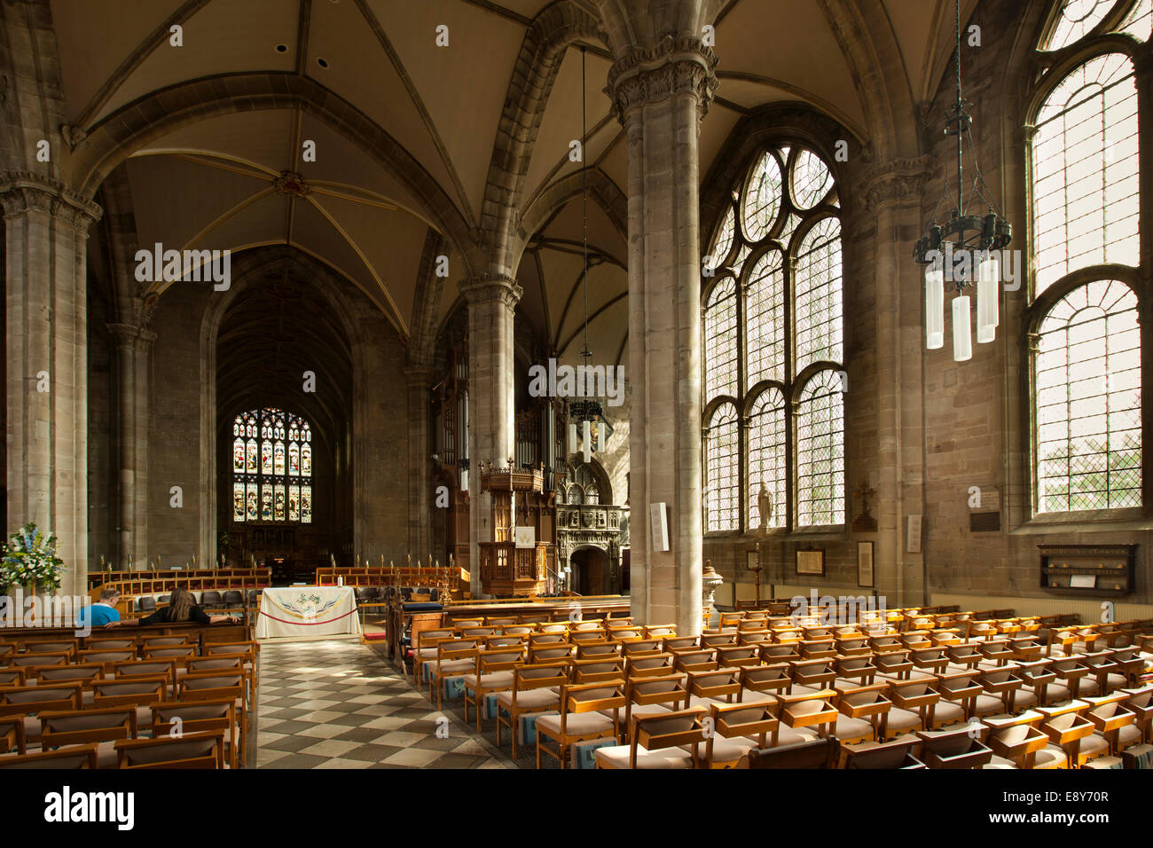 Royaume-uni, Angleterre, Warwick, Warwickshire, St Mary's Collegiate Church interior Banque D'Images