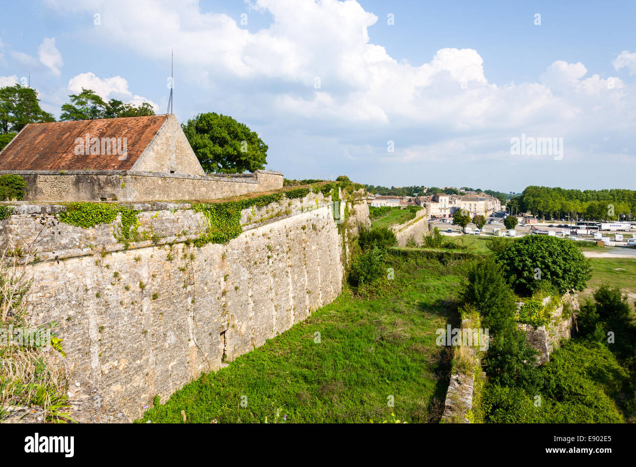 France, Blaye. La Citadelle de Blaye à l'estuaire de la Gironde. Banque D'Images